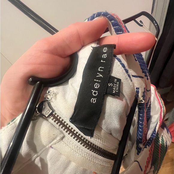 Adelyn Rae Aztec Embroidered Multicolor Romper Size Small - Picture 9 of 9